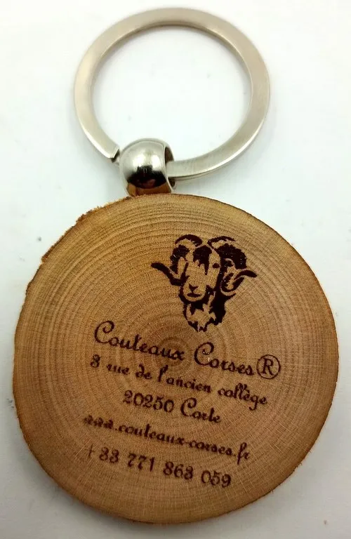 Porte-clés corses en bois locaux 3