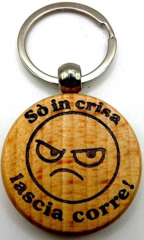 Porte-clés  So in crisa lascia corre,umbè