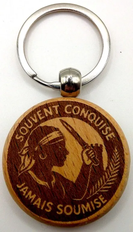 Porte-clés  Souvent conquise, jamais soumise